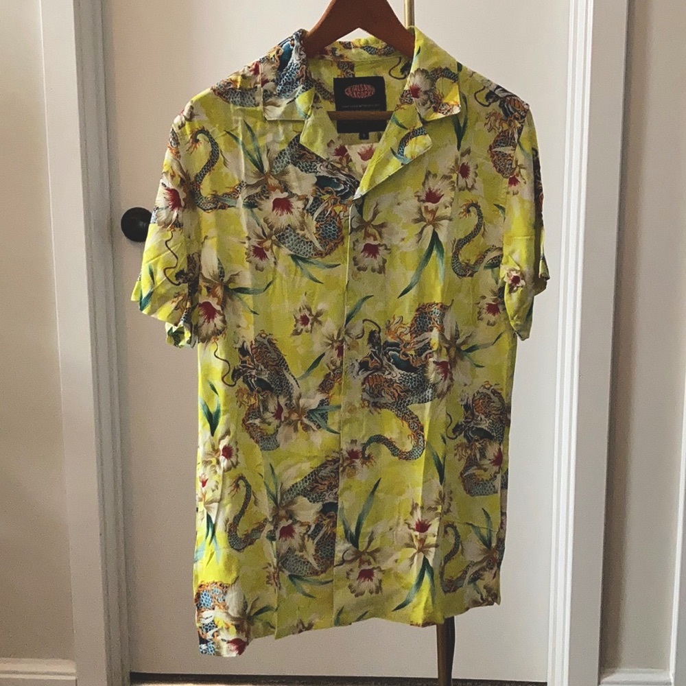 Petals & Peacocks dragon floral camp shirt, size S
